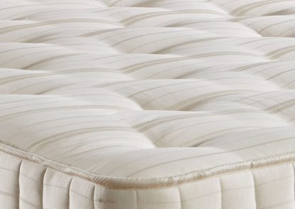 Deluxe Lingfield Mattress Close Up